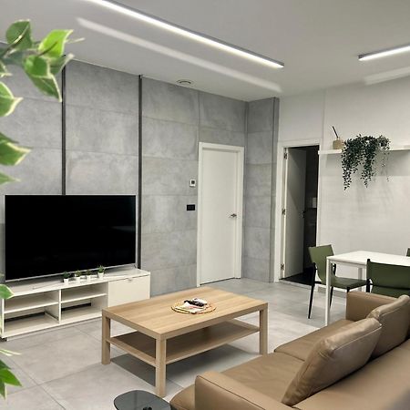Hostel Ramon Lujan 91 마드리드 외부 사진