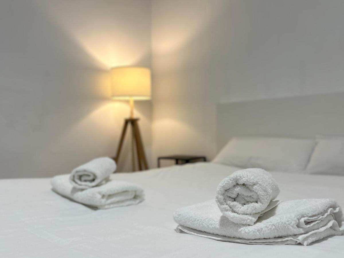 Hostel Ramon Lujan 91 마드리드 외부 사진